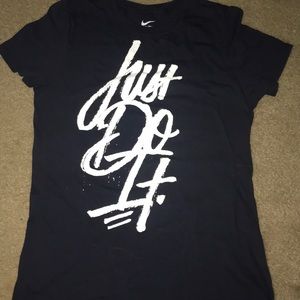Nike just do it short sleeve shirt!